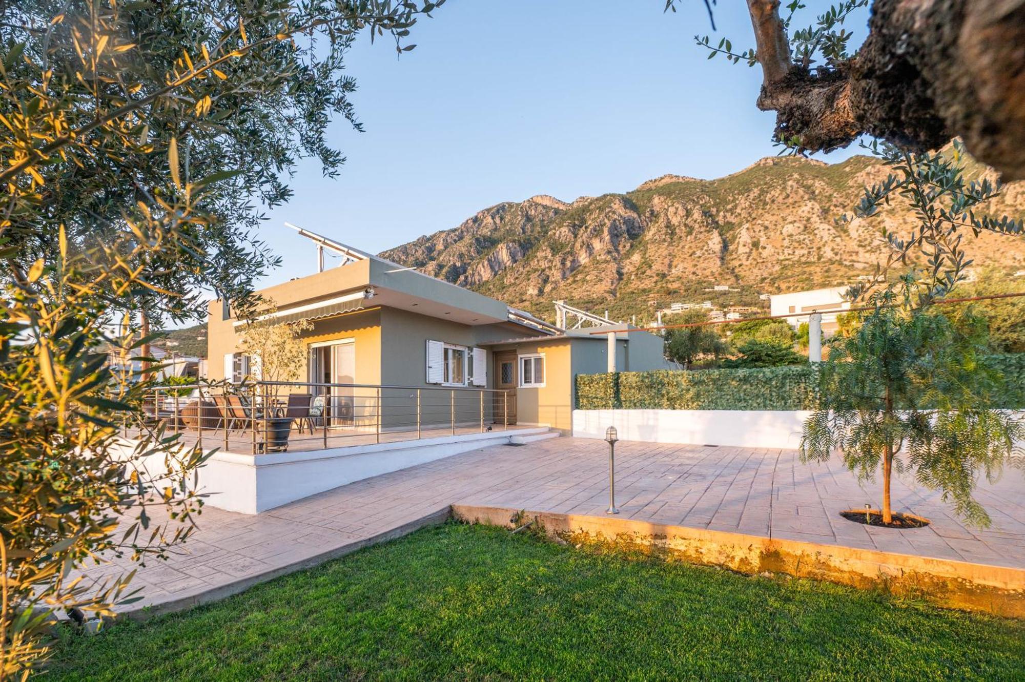 Thea Seaview Luxury Living Kalamata Exterior foto