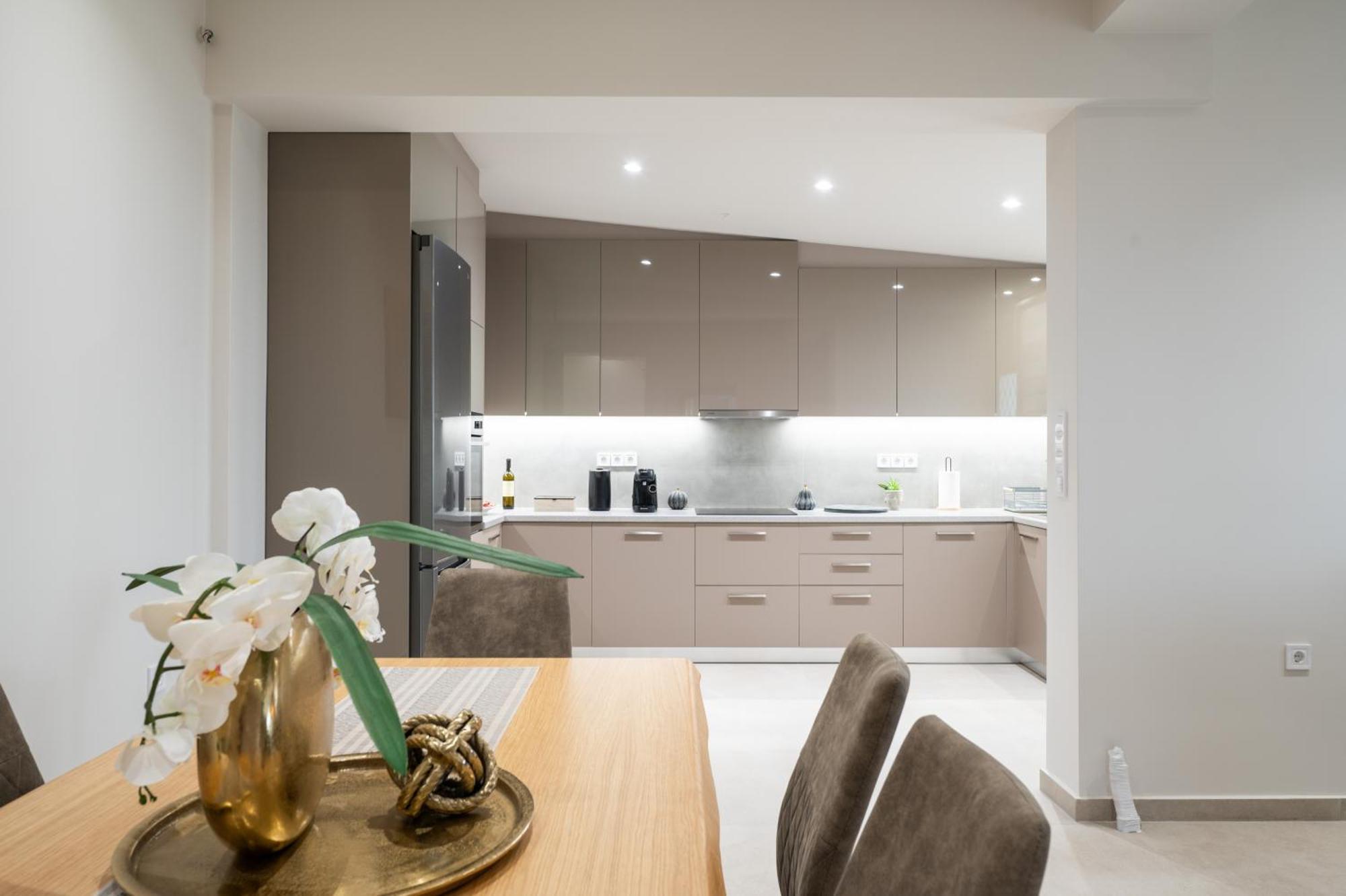 Thea Seaview Luxury Living Kalamata Exterior foto