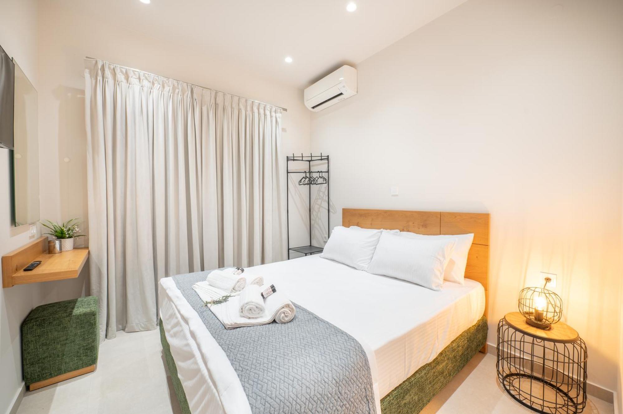 Thea Seaview Luxury Living Kalamata Exterior foto