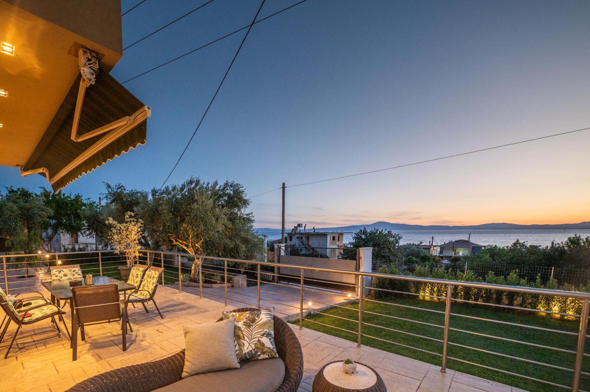 Thea Seaview Luxury Living Kalamata Exterior foto