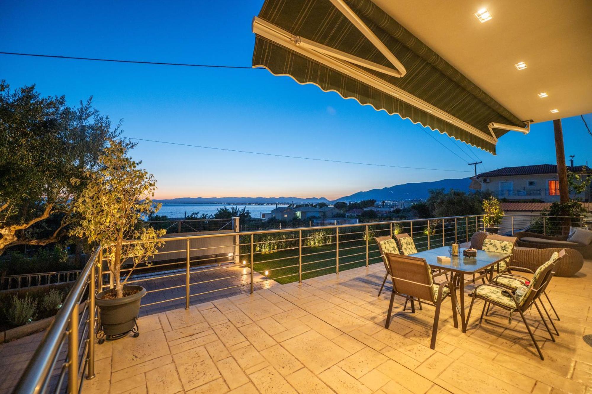 Thea Seaview Luxury Living Kalamata Exterior foto