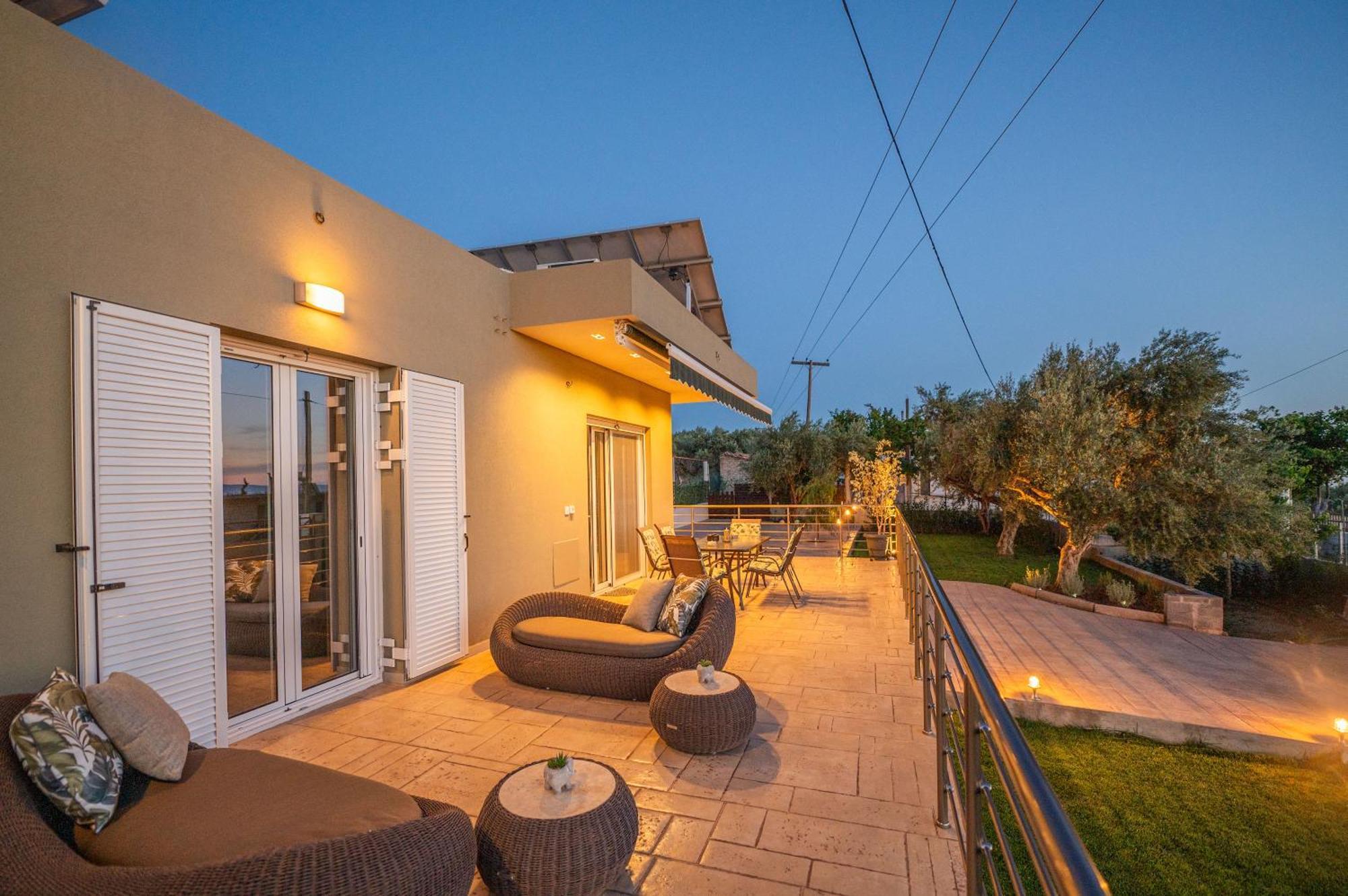 Thea Seaview Luxury Living Kalamata Exterior foto