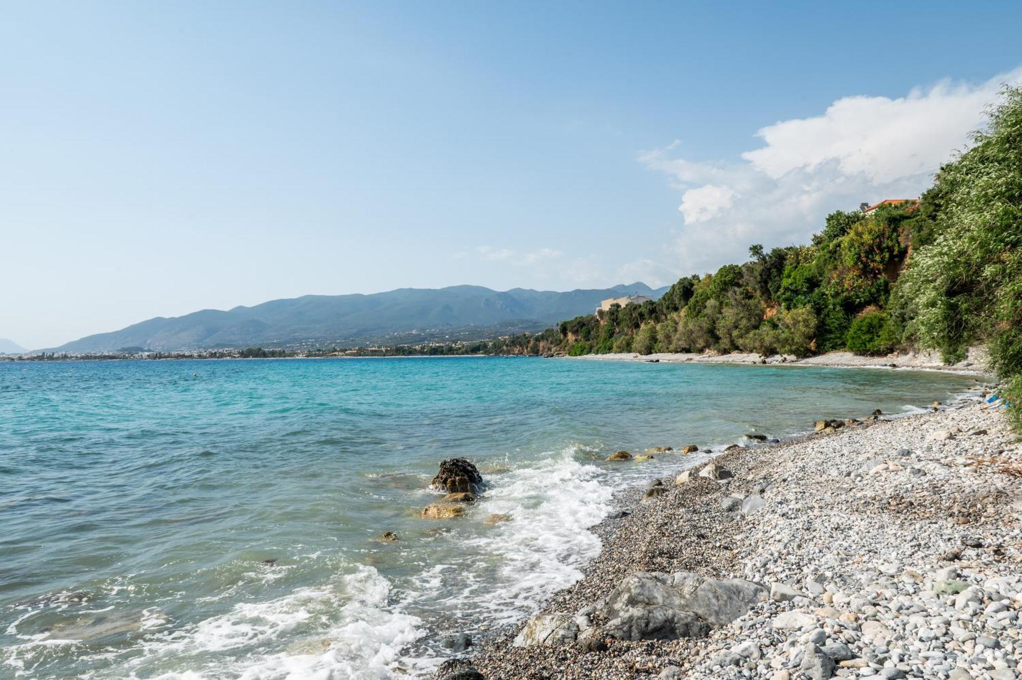 Thea Seaview Luxury Living Kalamata Exterior foto