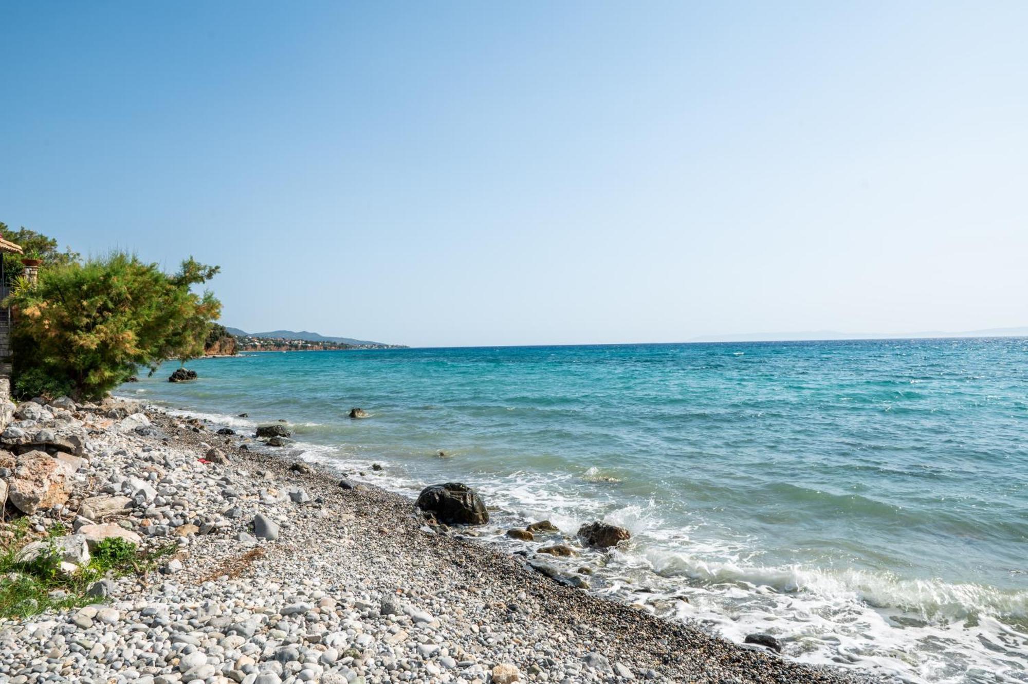 Thea Seaview Luxury Living Kalamata Exterior foto
